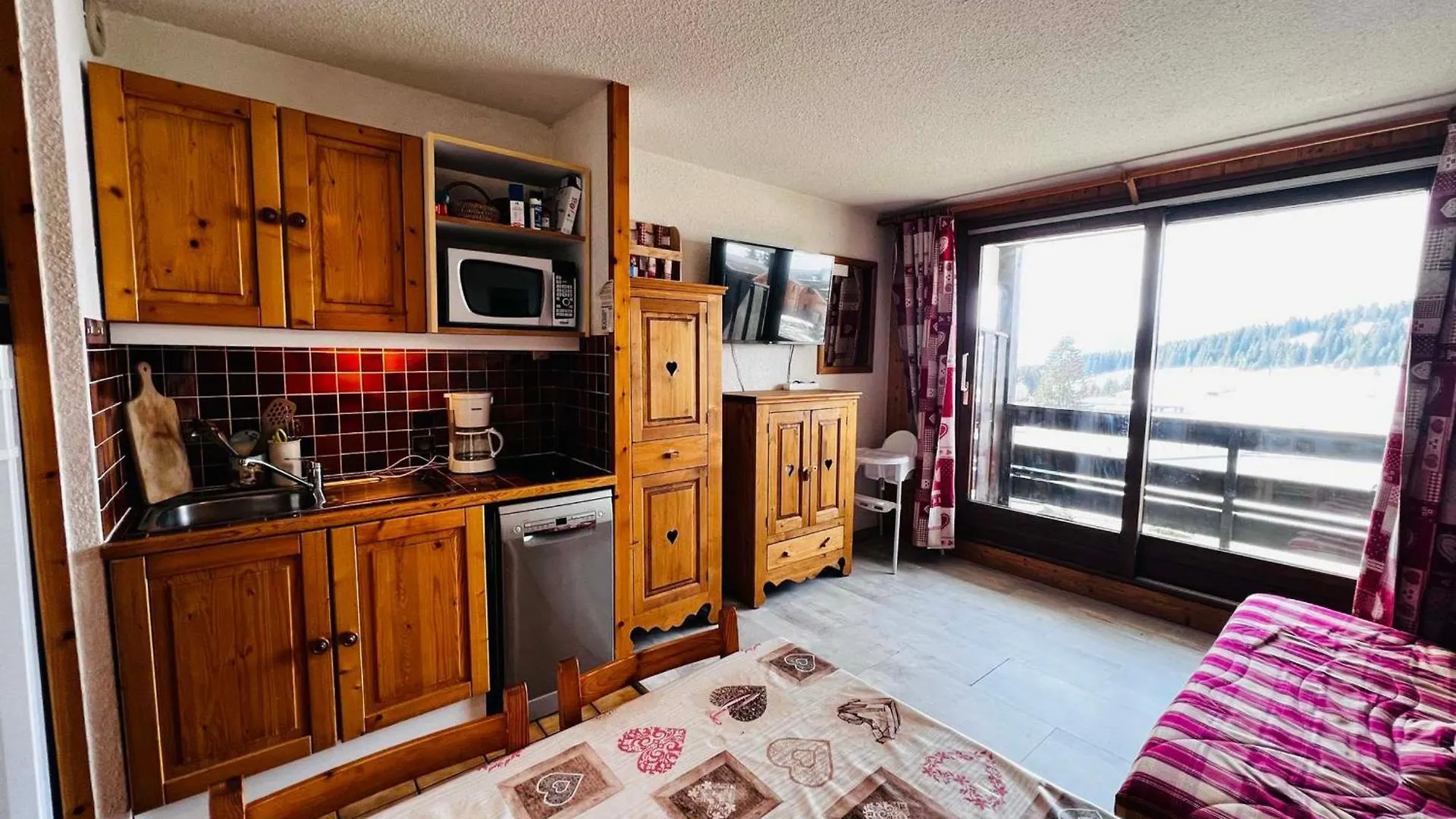 Les Saisies - Studio Cabine Avec Garage Pour 4-5 Personnes, Ensoleille, Vue Sur Pistes, Non Fumeur - Fr-1-293-152 Appartement